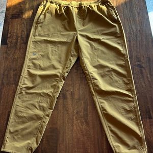XL Janji Khaki Joggers
